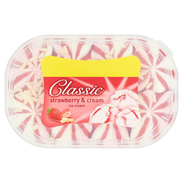 Classic Strawberry & Cream Ice Cream 900ml